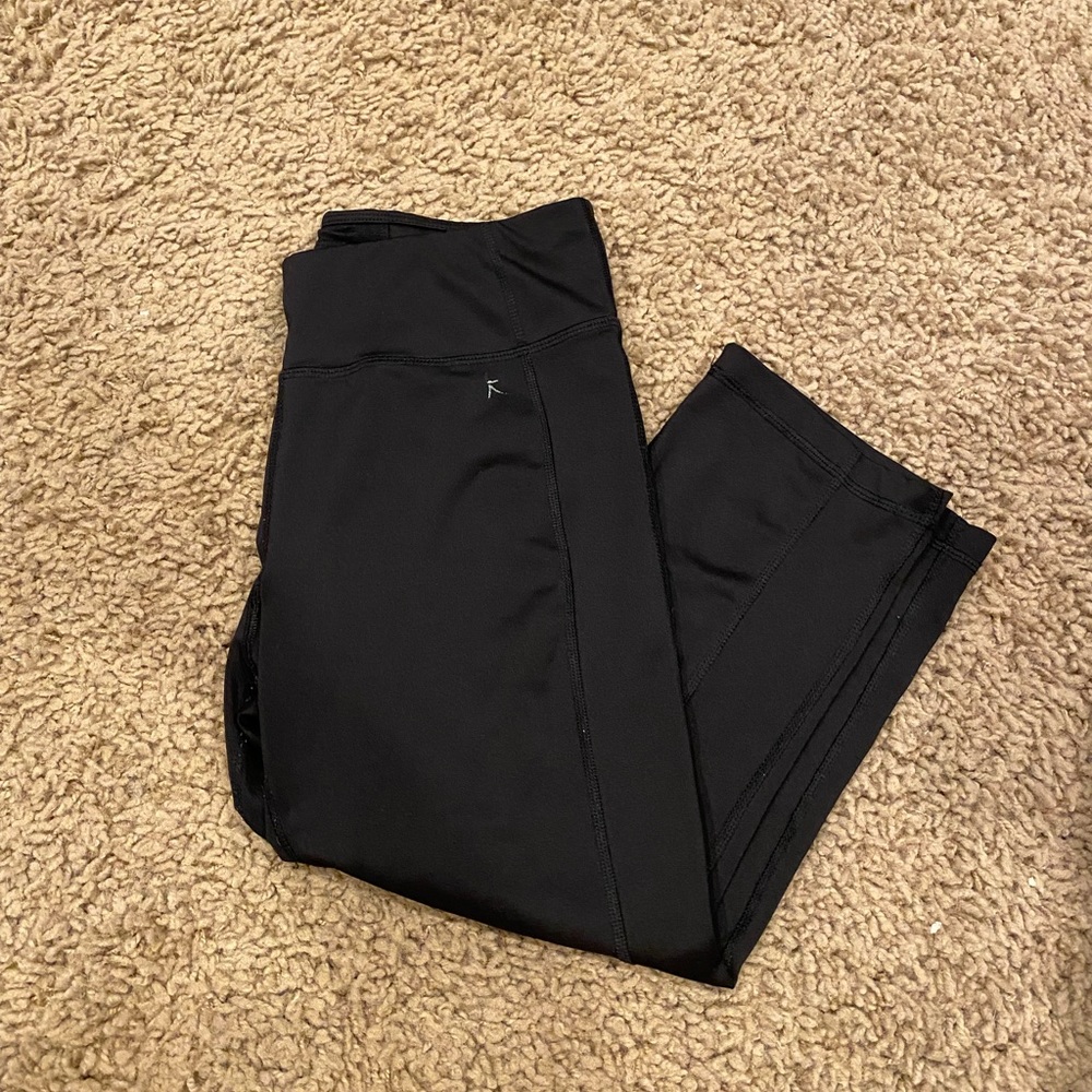 Danskin Now Capri Leggings